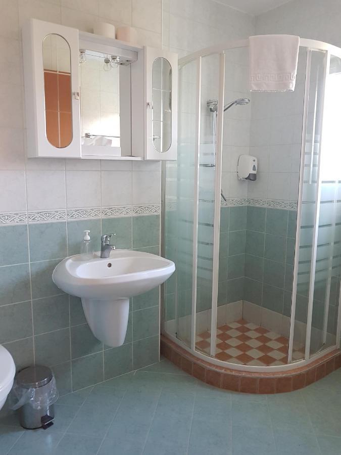 Aqua Therm 3*